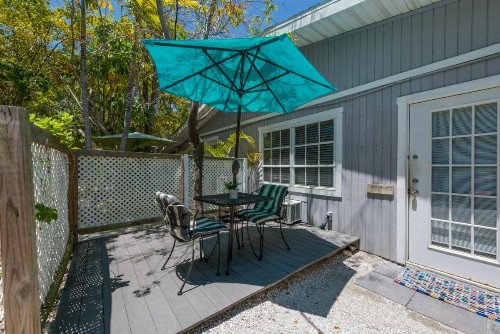 Tarpon Tale Inn - image 23
