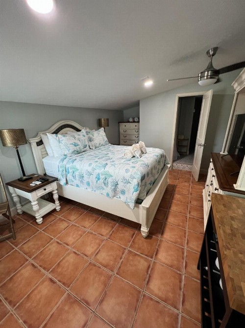 Tarpon Tale Inn - image 4