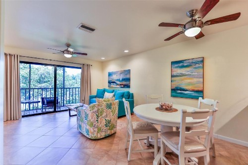 LAKE PALMS 7 - image 12