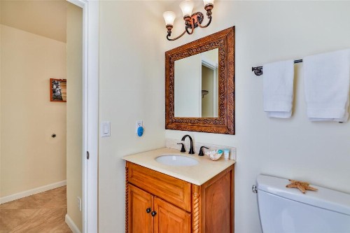 LAKE PALMS 7 - image 19