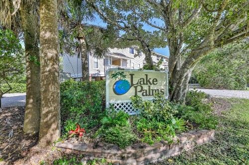 LAKE PALMS 7 - image 22