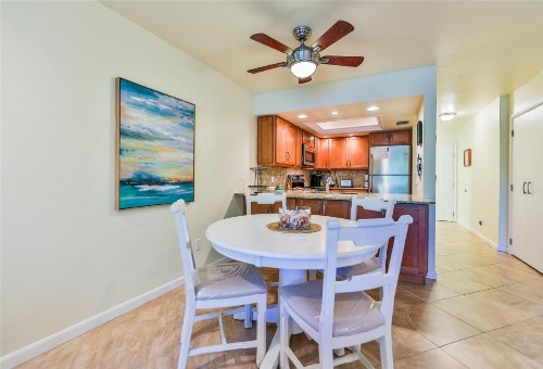 LAKE PALMS 7 - image 30