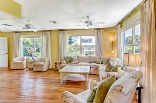 Murmond-Captiva - image 11
