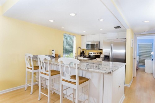 Bay Breeze Cottage-Captiva Shores 3A - image 3