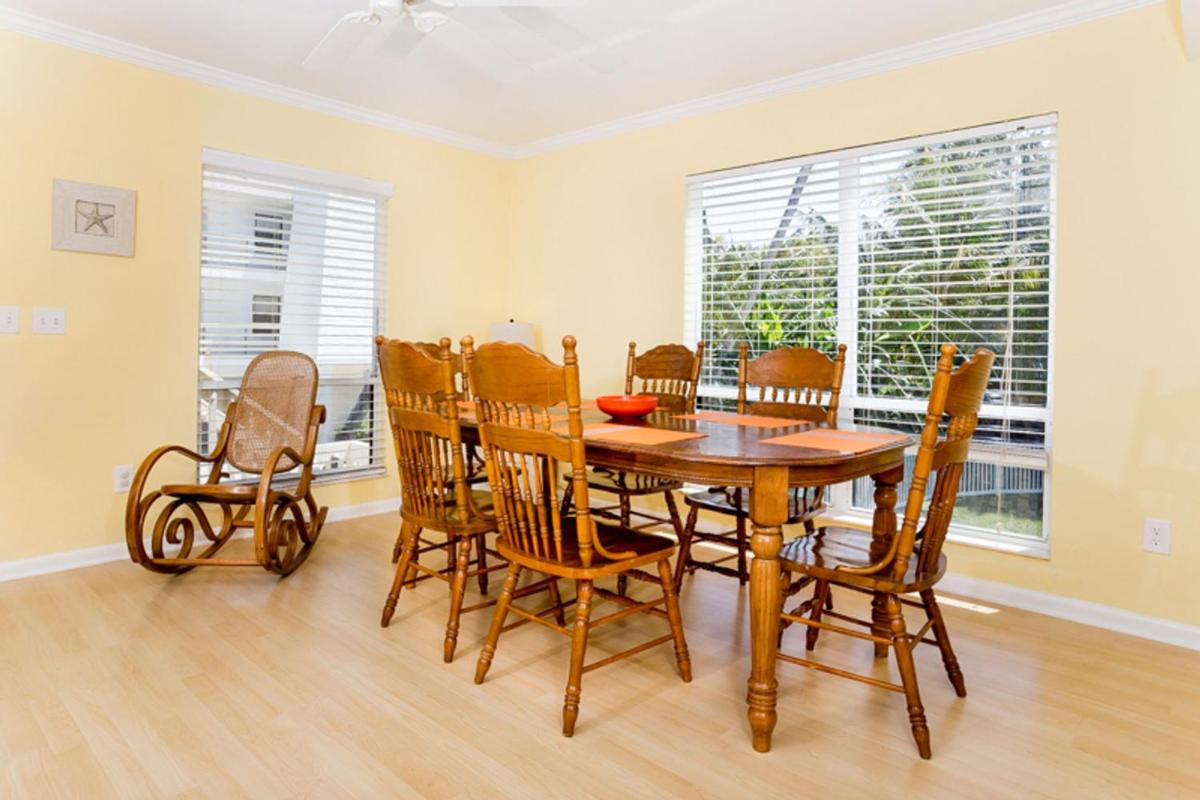 Bay Breeze Cottage-Captiva Shores 3A - image 6