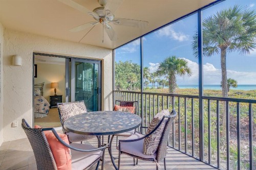 Tarpon Beach 104