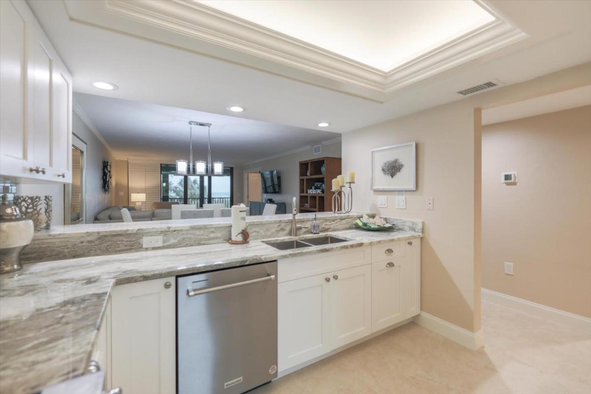 Compass Point 181 - image 2