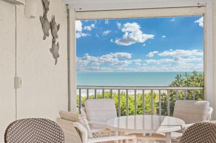 Stunning Beachfront Sanctuary at Sanibel Surfside Sanibel