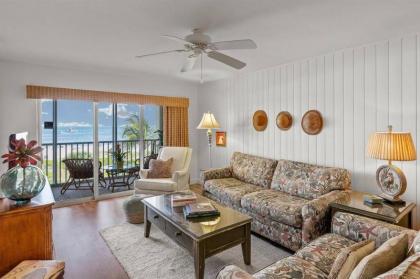 Spectacular Gulf Front Residence in Exclusive Sanibel Surfside - image 6