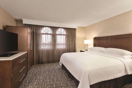 Embassy Suites by Hilton Santa Ana Orange County Airport - image 19