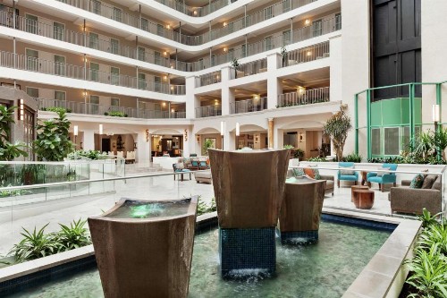 Embassy Suites by Hilton Santa Ana Orange County Airport - image 8