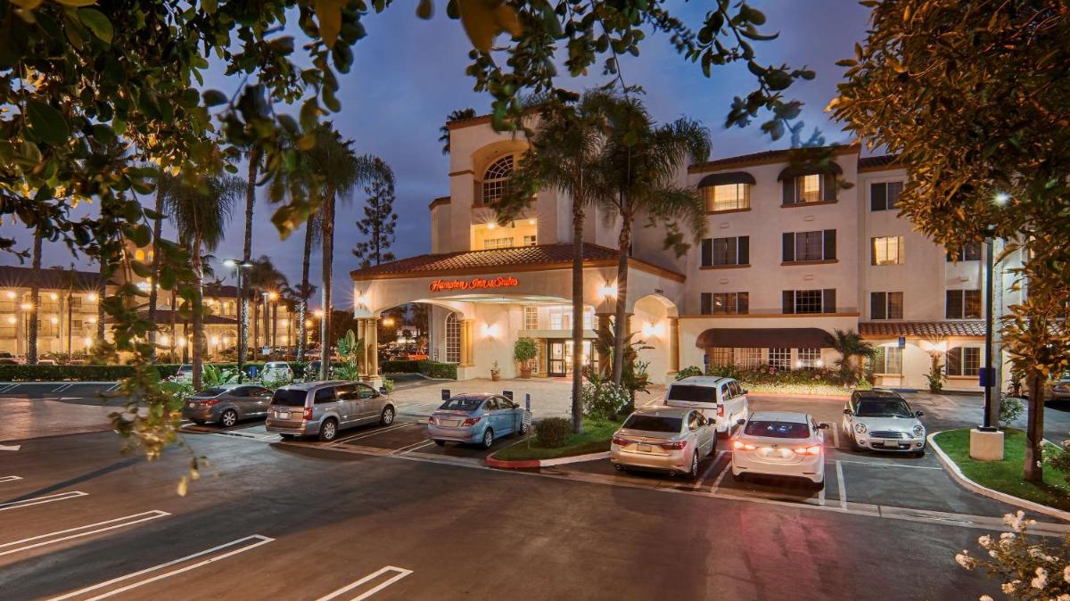Hampton Inn & Suites Santa Ana/Orange County Airport - main image