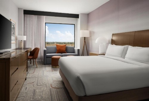 DoubleTree by Hilton Santa Ana - Orange County Airport - image 11