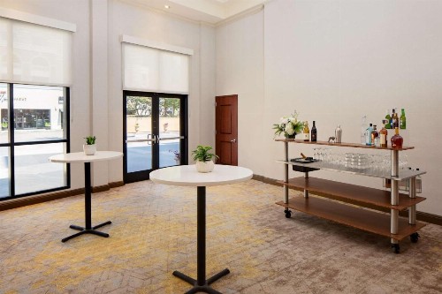 DoubleTree by Hilton Santa Ana - Orange County Airport - image 14