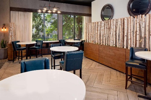 DoubleTree by Hilton Santa Ana - Orange County Airport - image 15