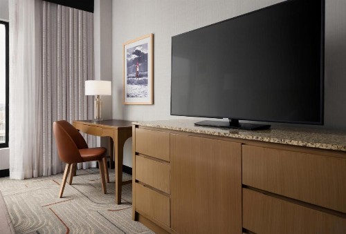 DoubleTree by Hilton Santa Ana - Orange County Airport - image 26