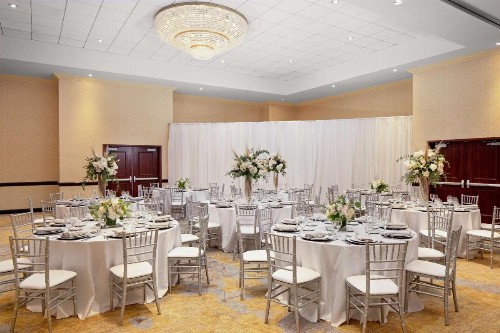 DoubleTree by Hilton Santa Ana - Orange County Airport - image 40