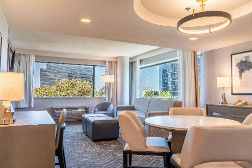 DoubleTree by Hilton Orange County Airport - image 14