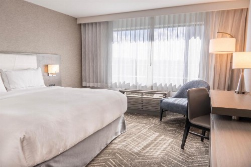 DoubleTree by Hilton Orange County Airport - image 31