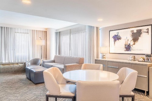 DoubleTree by Hilton Orange County Airport - image 39