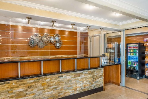 Best Western Plus Orange County Airport North - image 15