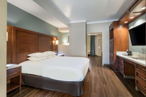 Country Inn & Suites by Radisson John Wayne Airport CA - image 16