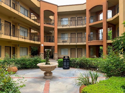 Country Inn & Suites by Radisson John Wayne Airport CA - image 41
