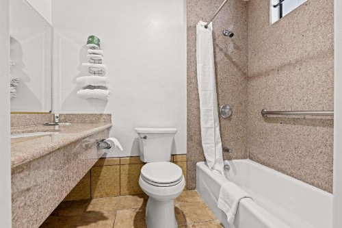 Best Inn - image 37