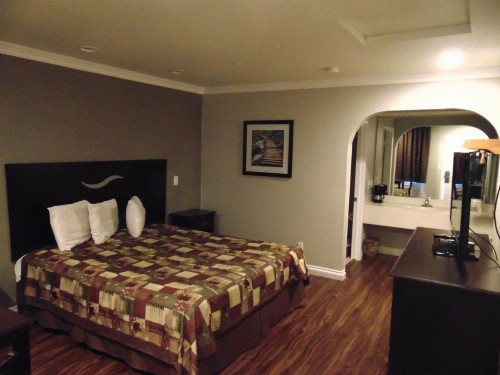 West Coast Inn Santa Ana - image 12