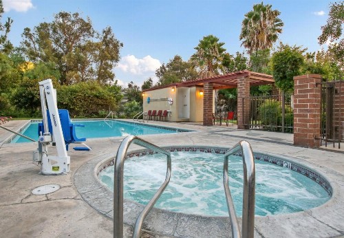 Red Roof Inn - Santa Ana - image 5