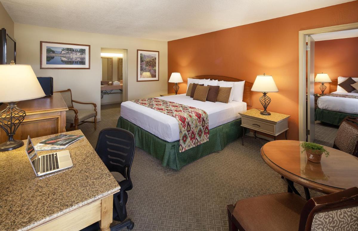 Sandpiper Lodge - Santa Barbara - image 3