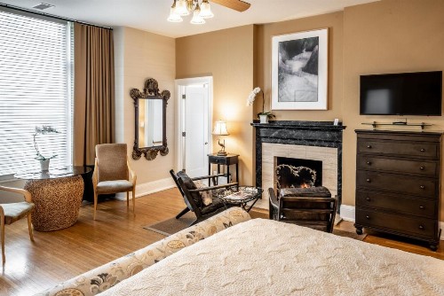 Harbor House Inn - image 30