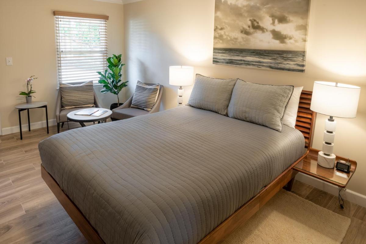 Harbor House Inn - image 6