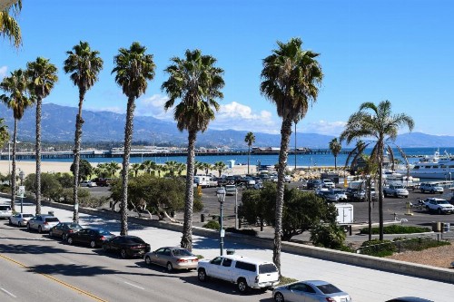 Beachside Inn - image 23