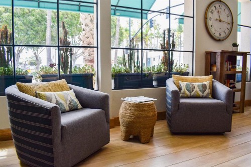 Beachside Inn - image 35