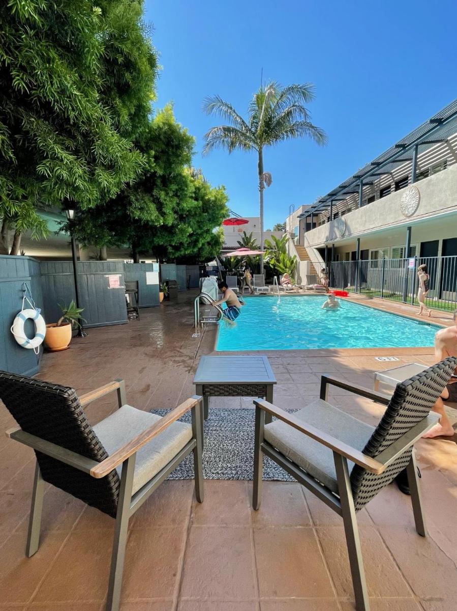 Beachside Inn - image 4
