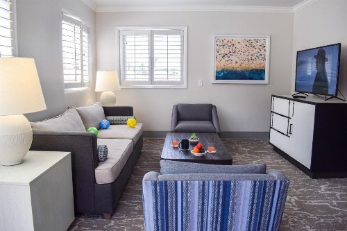 Beachside Inn - image 43
