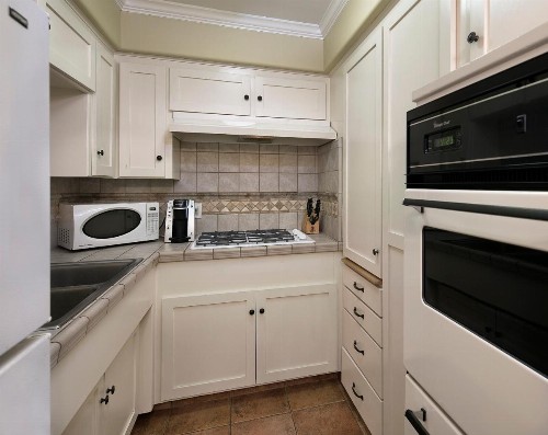 Brisas Del Mar Inn at the Beach - image 10