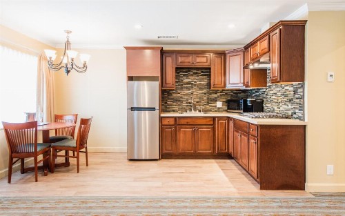 Brisas Del Mar Inn at the Beach - image 5