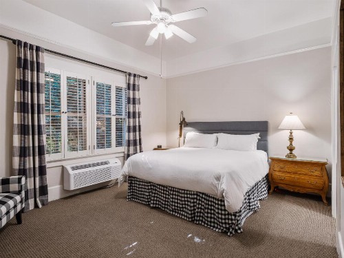The Upham Hotel - image 12