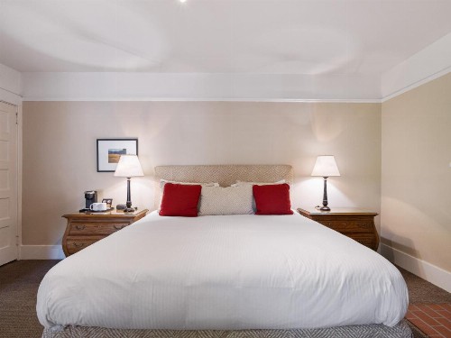 The Upham Hotel - image 21