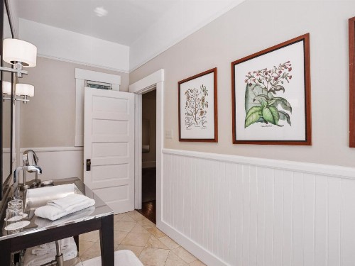 The Upham Hotel - image 37