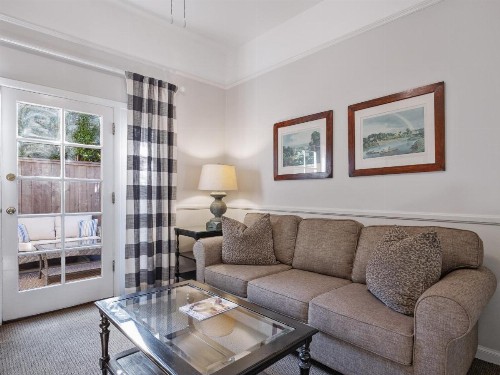 The Upham Hotel - image 44