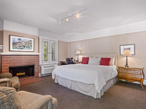 The Upham Hotel - image 50