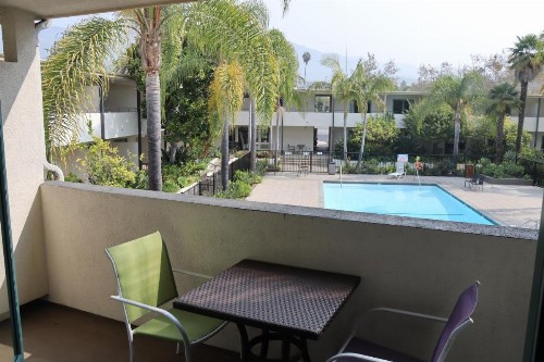 Lemon Tree Inn - image 25