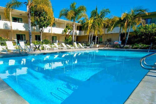 Lemon Tree Inn - image 45