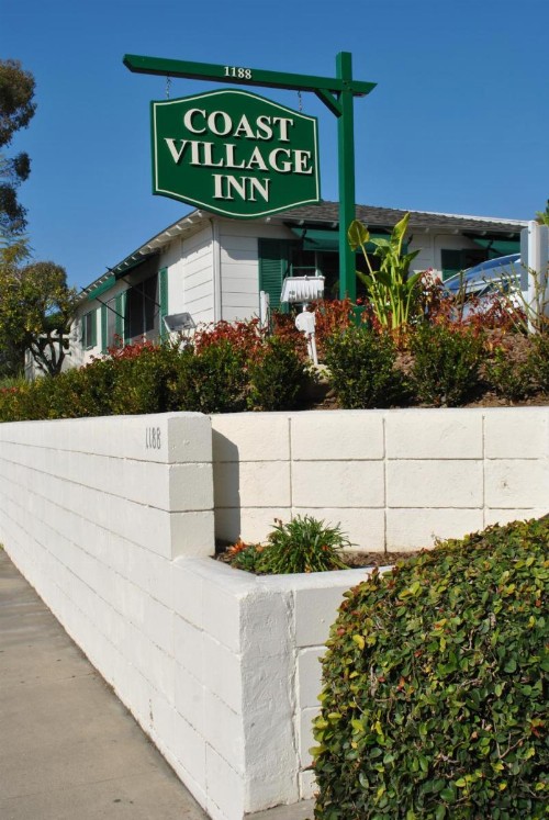 Coast Village Inn - image 25