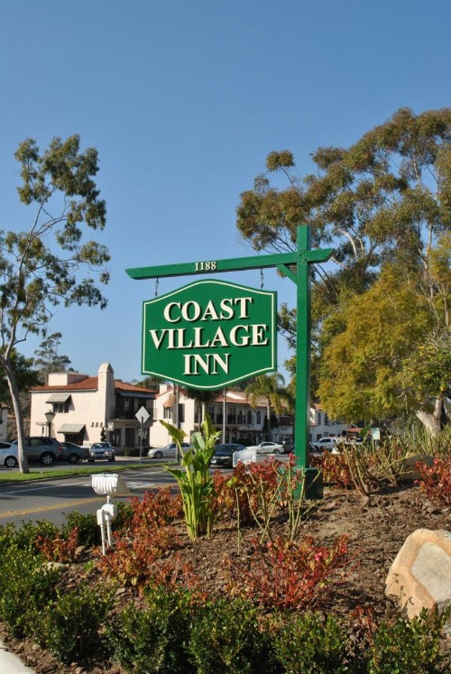 Coast Village Inn - image 4