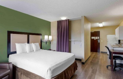 Extended Stay America Suites - Santa Barbara - Calle Real - image 11