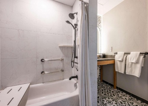 Holiday Inn Express Santa Barbara an IHG Hotel - image 26